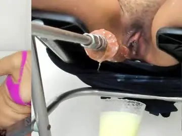 Chaturbate Watch Live Sex Cams of amelia_myers