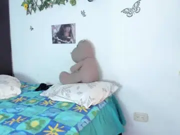 Chaturbate Live Sex of mensia_hernandez