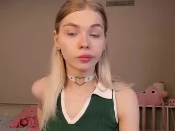 Chaturbate Watch Live Sex Cams of blondy_fina