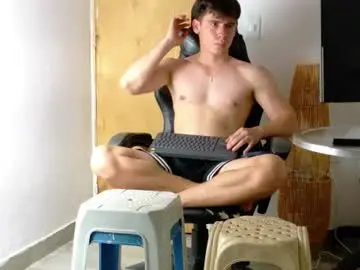 Chaturbate Adult Webcams of harry_brown2324