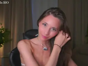 Chaturbate Best live sex cam show of falinecrosthwaite