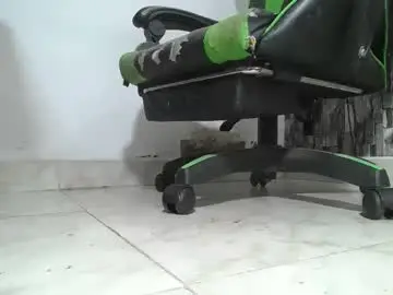 Chaturbate Free Porn Cam of srfindomfeet_