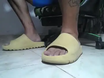 Chaturbate Live Porn of srfindomfeet_