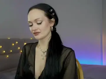 Chaturbate Live Sex Cam of queenaliss
