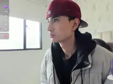 Chaturbate Free Live Porn of eidan_tay