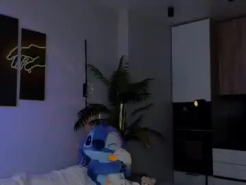 Chaturbate Live Sex Cam of emily_shepard