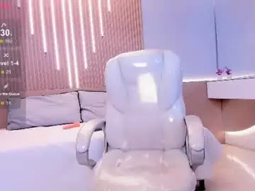 Chaturbate Sex Chat of mikaela_petite18