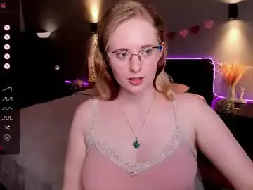 Chaturbate Sex Cam of sheslinki
