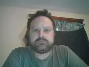 Chaturbate Live Sex Cam of totalpackage2089