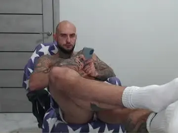 Chaturbate Free Porn Cam of maxi_foxxx