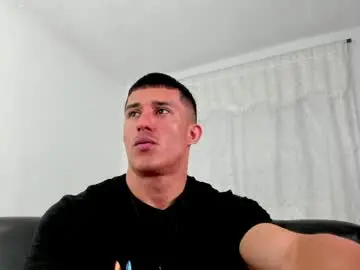 Chaturbate Live Sex Cam of muscle_man07