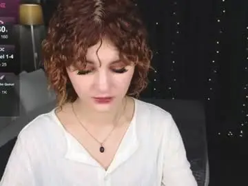 Chaturbate Live Porn of kira_fluffy