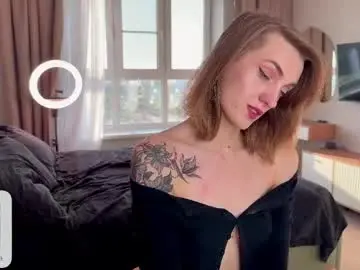 Chaturbate Sex Cam of hey_its_mia