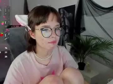 Chaturbate Free Porn Cam of risosweet