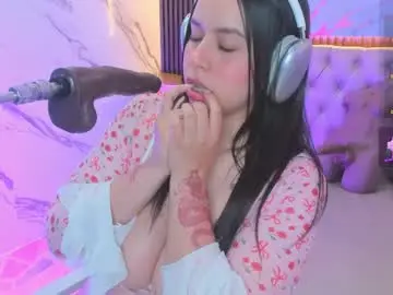 Chaturbate Live Sex of maeve_bigboobs