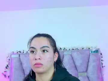 Chaturbate Live Sex Cam of iris_mandarinne