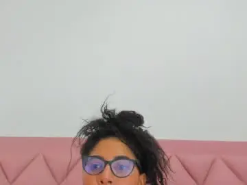 Chaturbate Watch Live Sex Cams of andrea_santana2