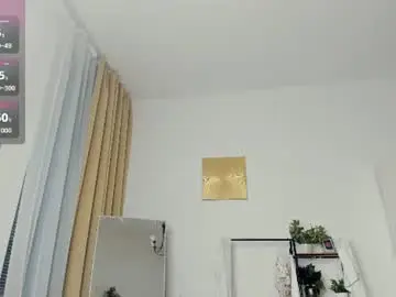 Chaturbate Live Sex Cam of glossybabe_