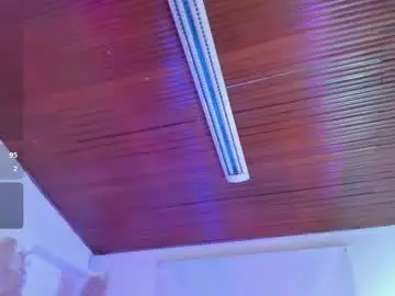 Chaturbate Sex Chat of amelie_wine_
