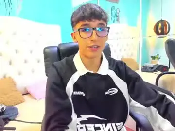 Chaturbate Live Sex Cam of jeremy_job
