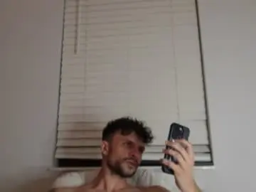 Chaturbate Free Porn Cam of papijakey