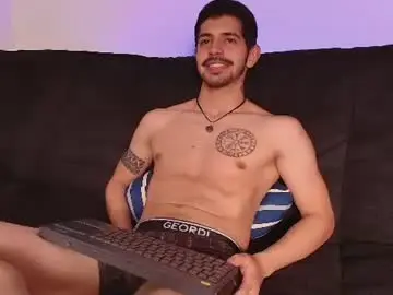 Chaturbate Best live sex cam show of alejandrostorm