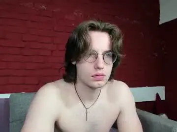 Chaturbate Nude Webcam of valo_cross