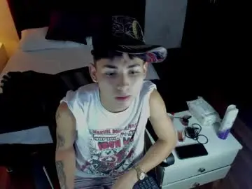 Chaturbate Live Porn of liam_adamms