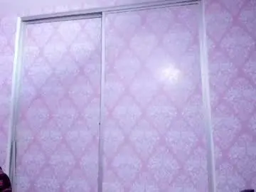 Chaturbate Free Live Porn of miabloom19