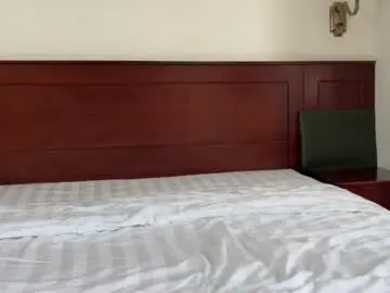Chaturbate Live Sex Cam of ameliahenderson