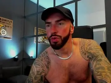 Chaturbate Live Sex of arongrant