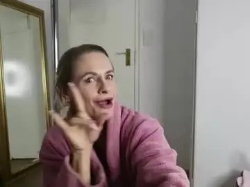 Chaturbate Adult Video Chat of gymbunnie