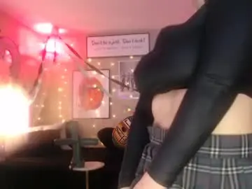 Chaturbate Best live sex cam show of milf_lacey