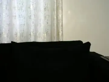 Chaturbate Live Sex Cam of lunar_chocolate000
