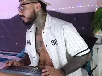Chaturbate Live Sex Cam of john_and_louis