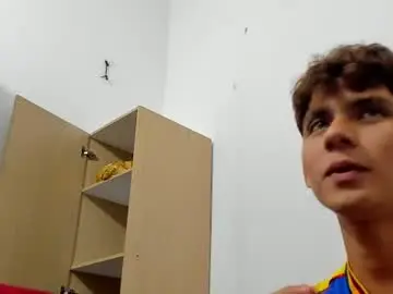 Chaturbate Sex Cam of sexys_boys18