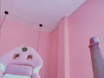 Chaturbate Live Sex of isabella_mendez_1