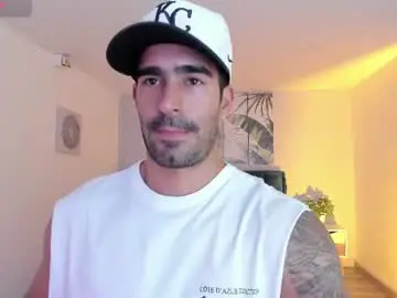 Chaturbate Adult Video Chat of tbastian