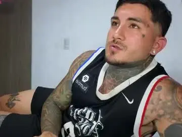 Chaturbate Nude Webcam of twonaugthy77