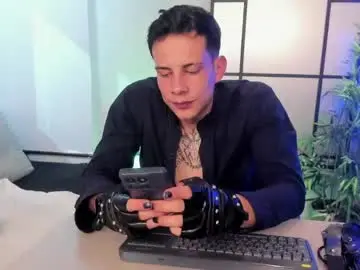 Chaturbate Free Live Porn of dustin_sonne