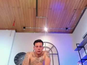 Chaturbate Live Sex Cam of dustin_sonne