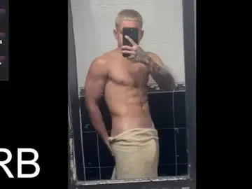 Chaturbate Sex Cam of derekolsen_