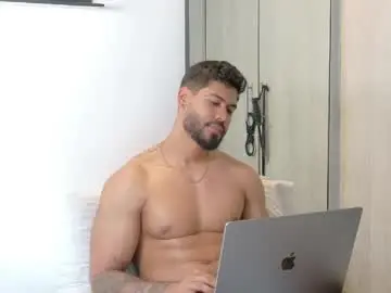Chaturbate Live Porn of tomasferrer