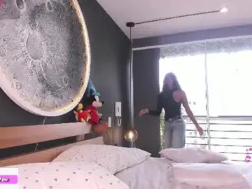 Chaturbate Adult Video Chat of angie_mcqueen