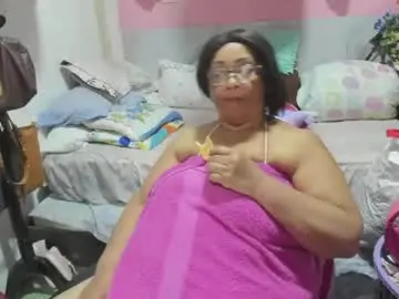 Chaturbate Best live sex cam show of mrs_mommy
