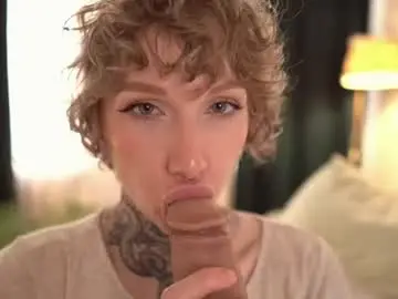 Chaturbate Sex Cam of fuckingtoy_