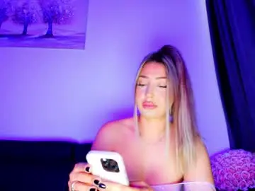 Chaturbate Adult Video Chat of abella_soleill