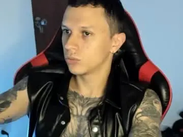 Chaturbate Live Sex Cam of masterdave7