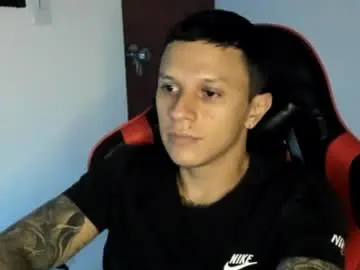 Chaturbate Nude Webcam of masterdave7