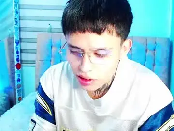 Chaturbate Watch Live Sex Cams of _justinmoon2